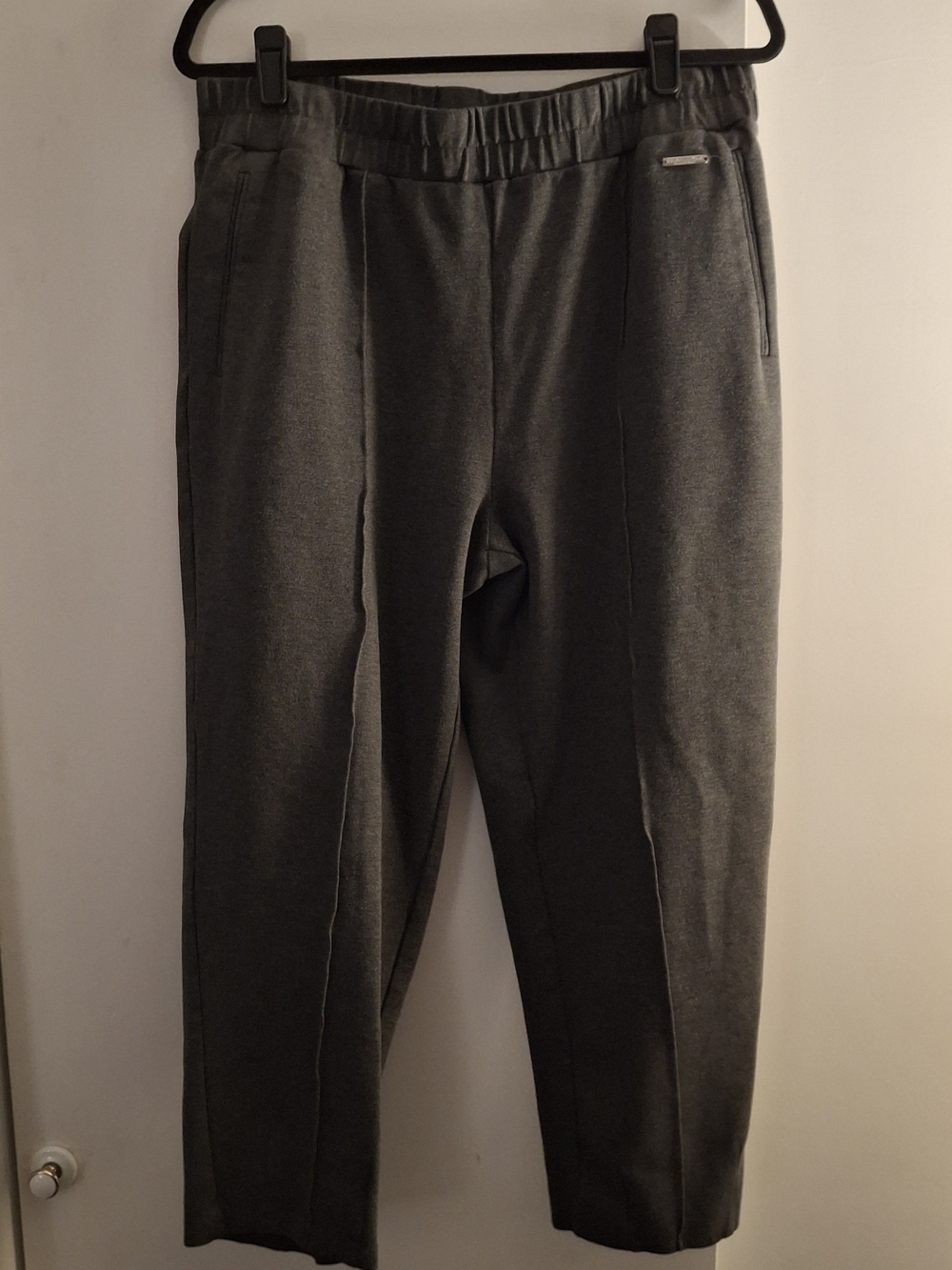 Marc New York Women's Dark Gray Cropped Jogger Pants